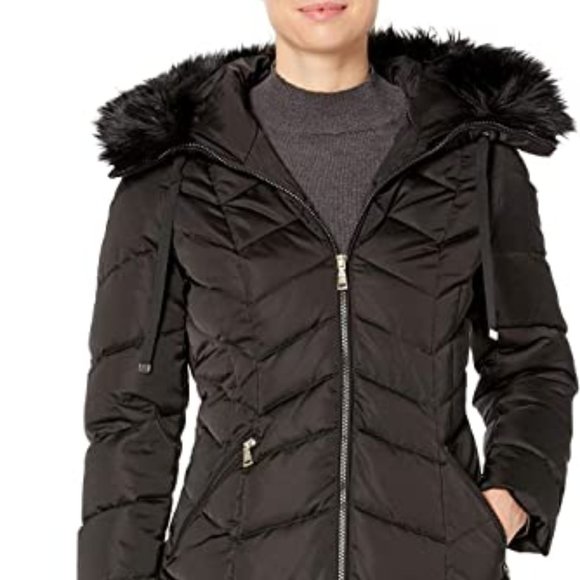 Gorgeous Tahari Mid Length Puffer Coat w/faux fur hood trim In Blk Plus Size XXL - Picture 5 of 15